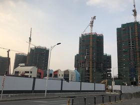 卓越蔚蓝曜城府